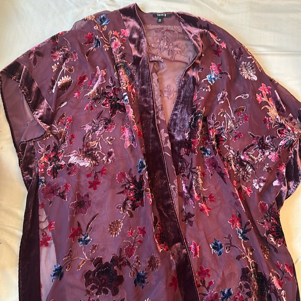 Floral kimono